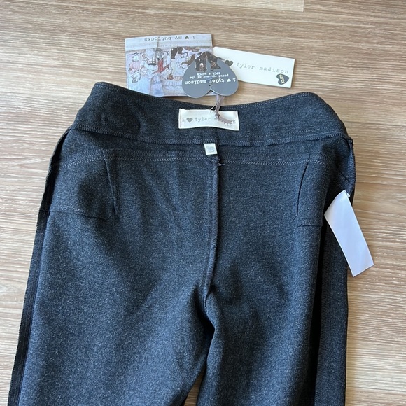 Tyler Madison made in Canada 🇨🇦 size XS gray leggings - Picture 14 of 16